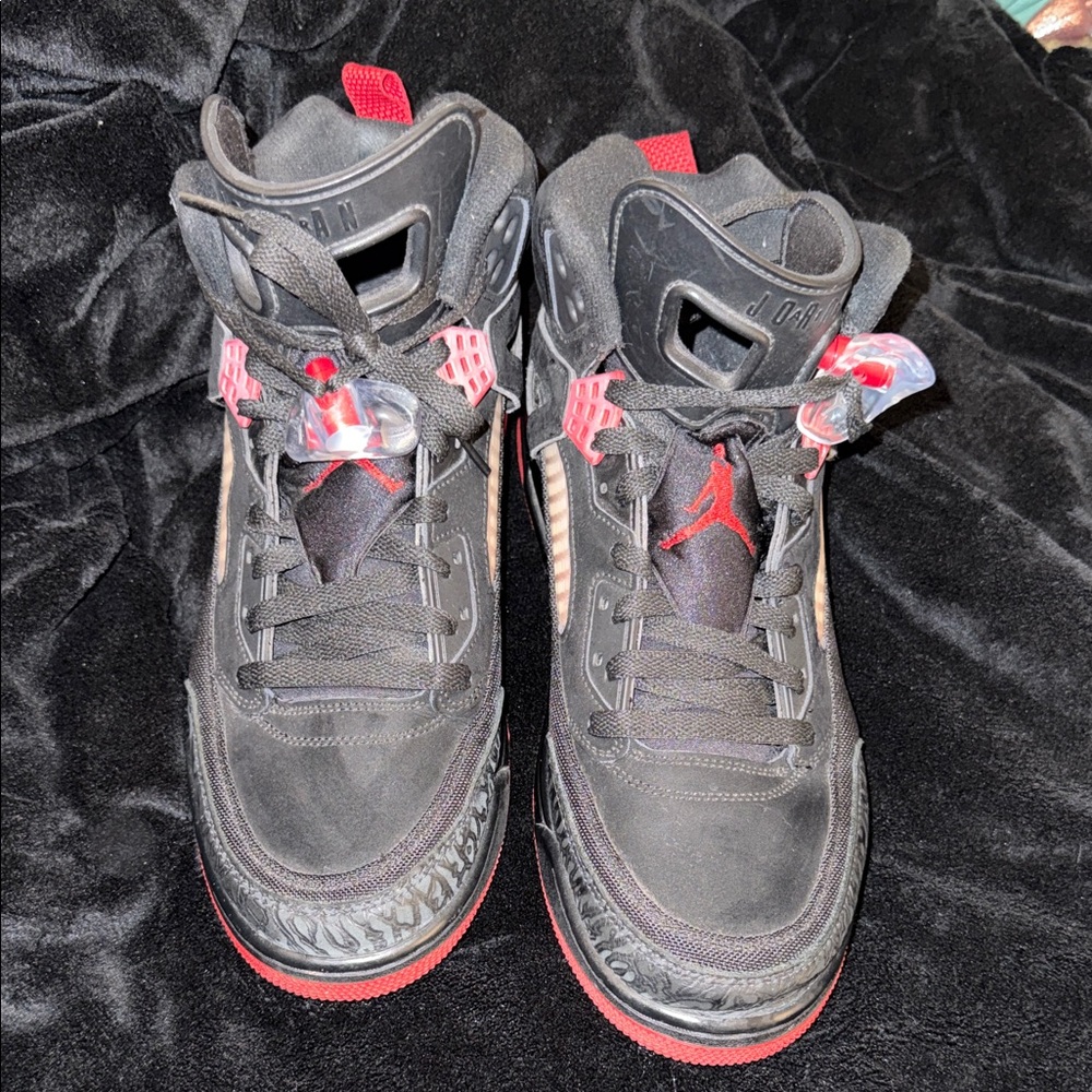NIKE MENS SIZE 11.5 SHOES JORDAN SPIZIKE ANTHRACITE BLACK - RED 315371-006